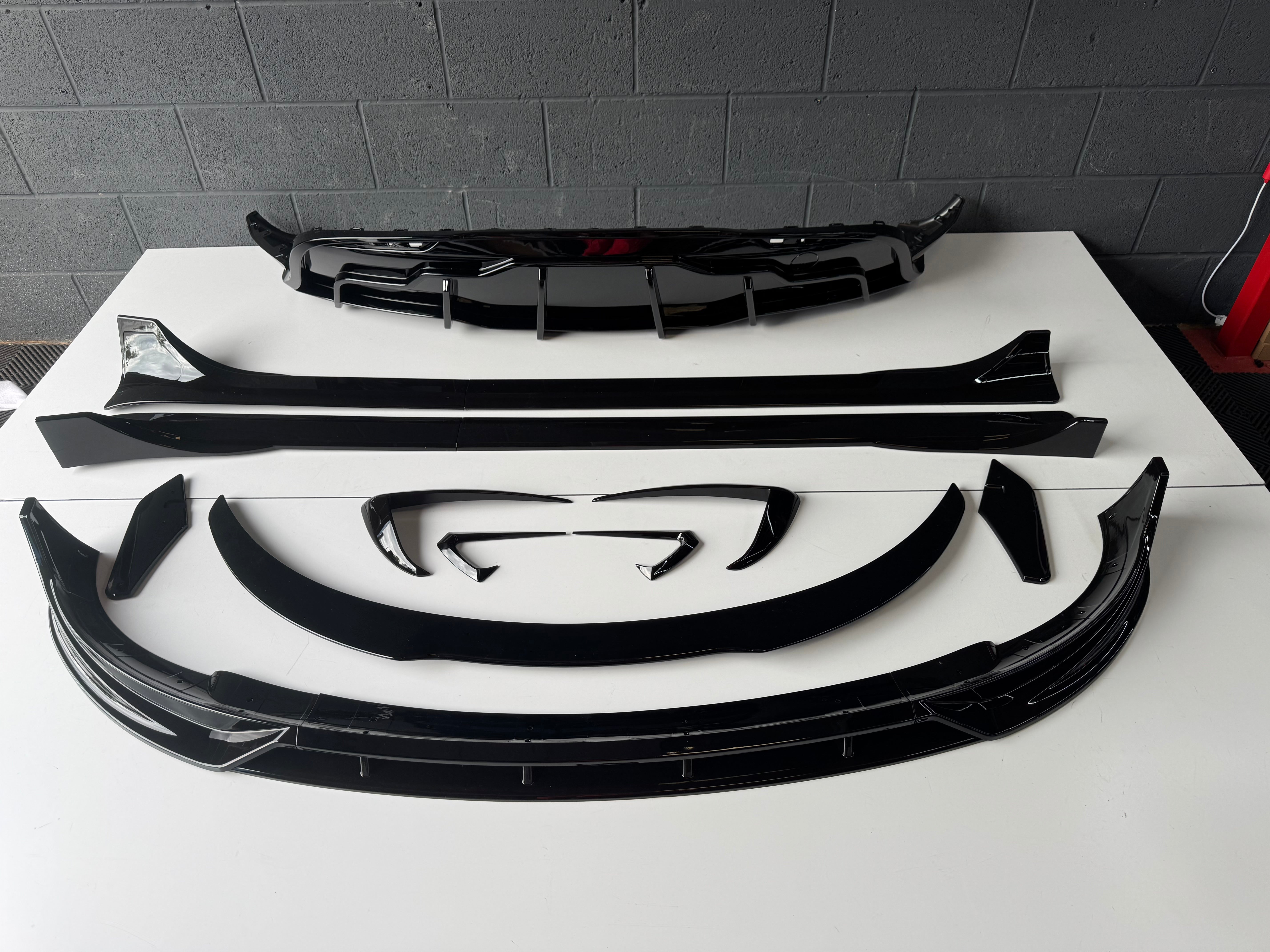 Tesla Model Y Gloss Black Aero Kit – MotorLuxe Styling